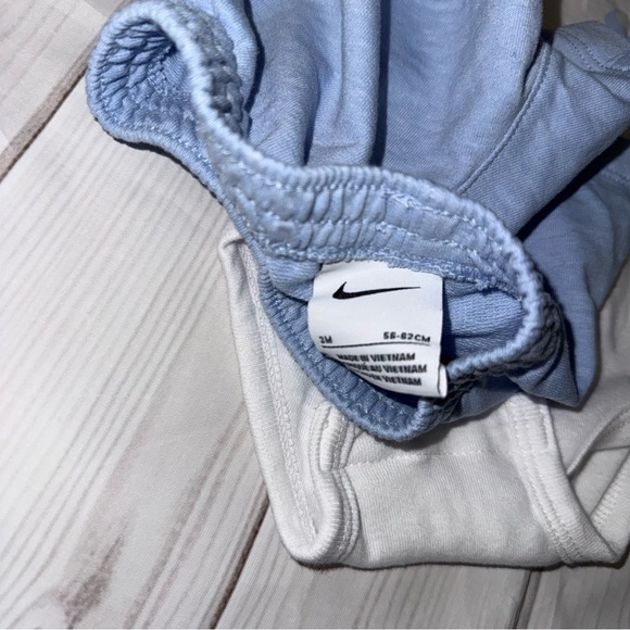 Baby Nike Outfit - Size 3 Months - Picture 6 of 7